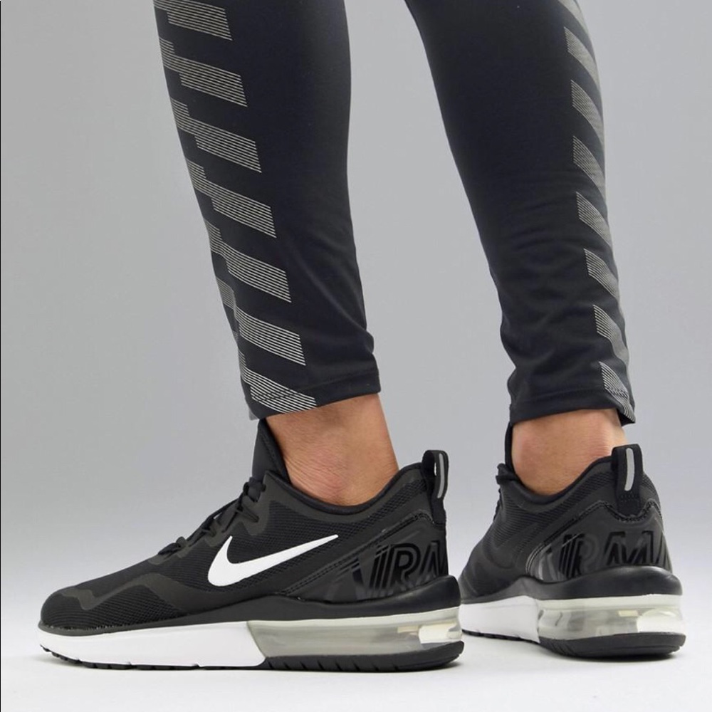 NWT Nike Air Max Fury Black WMNS - Picture 4 of 8